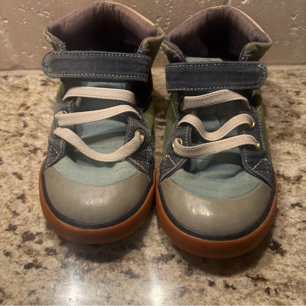 See Kai Run High-Top Sneakers in Green & Blue size 12 toddler